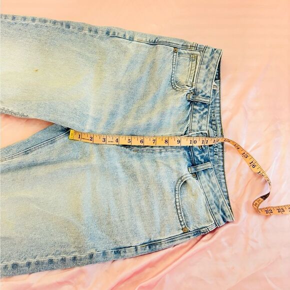 American Eagle Light Blue Women’s Strigid Mom Jeans , Size 8, Waist 30, Regular - Picture 6 of 8